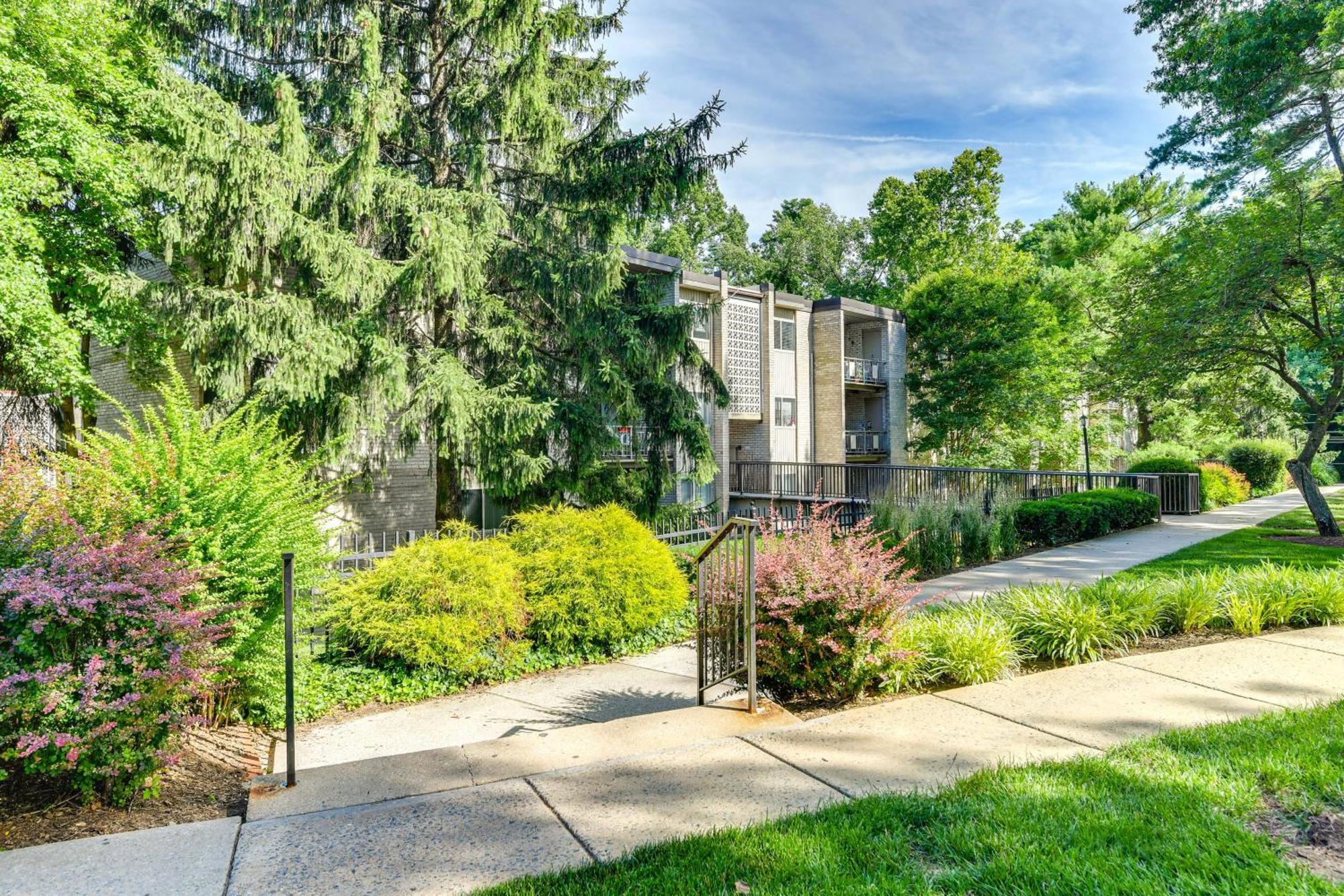 North Bethesda Apartment With Community Pool! Eksteriør bilde